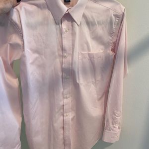 Lord and Taylor. Boys. Size 16. Pale pink button-down.